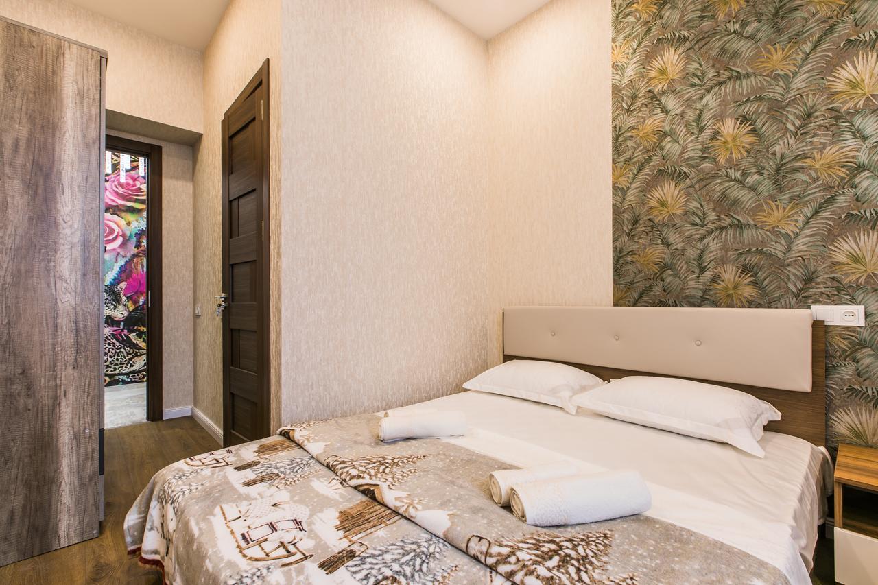Sweet Home 6 Vip Rustaveli Avenue ティビリシ エクステリア 写真