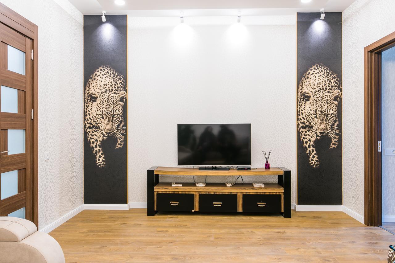 Sweet Home 6 Vip Rustaveli Avenue ティビリシ エクステリア 写真